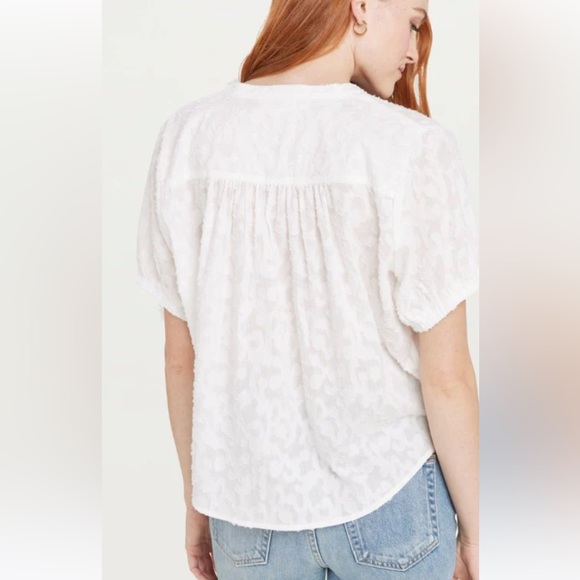 Splendid NWT Button Front Blouse. - Picture 5 of 5